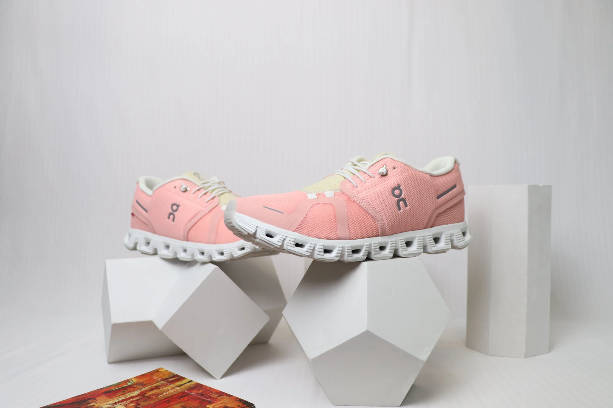 On Cloud 5 - Pink - Image 3
