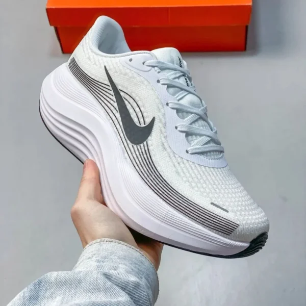 Nike Journey Run 2