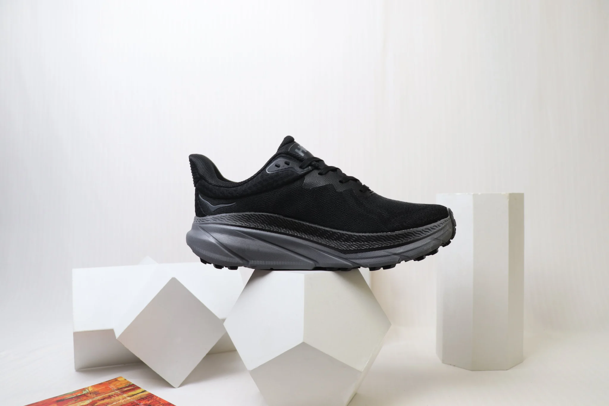 Hoka Challenger ATR 7 - Shadow Core - Image 5