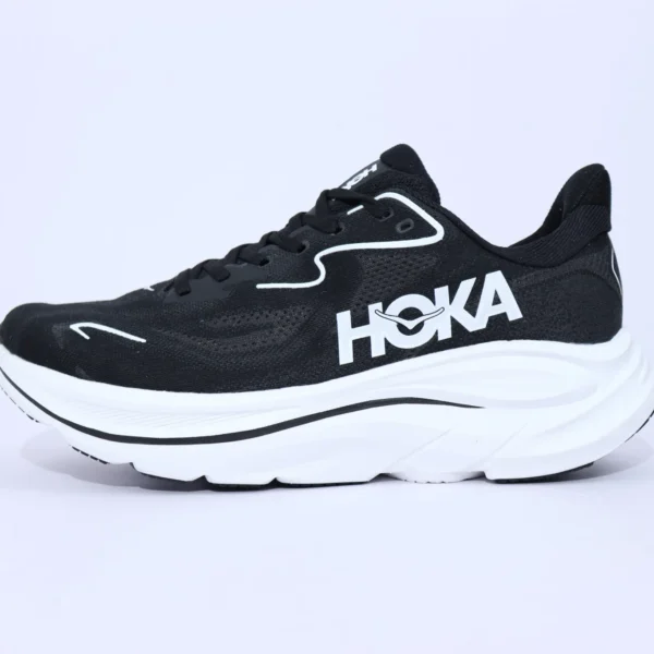 Hoka Clifton 10 - Black