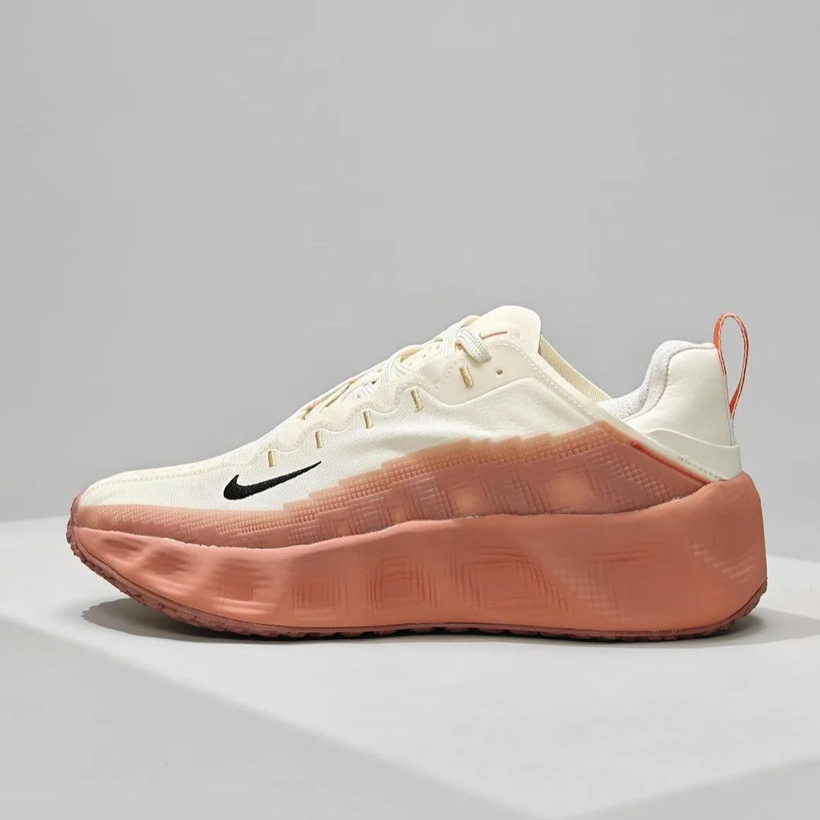 Nike ZoomX Wave - Cream Crimson