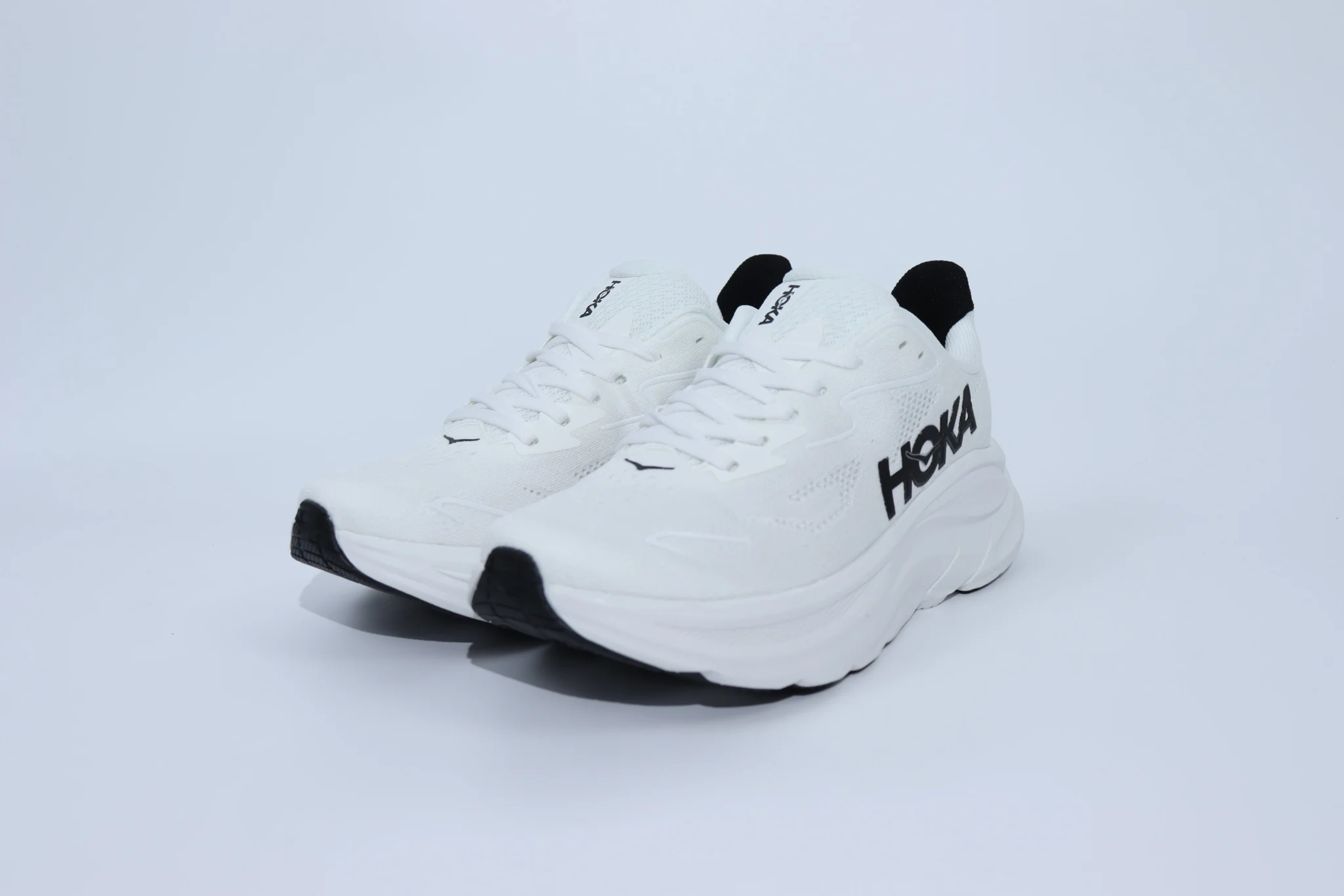 Hoka Clifton 10 - White Black - Image 4