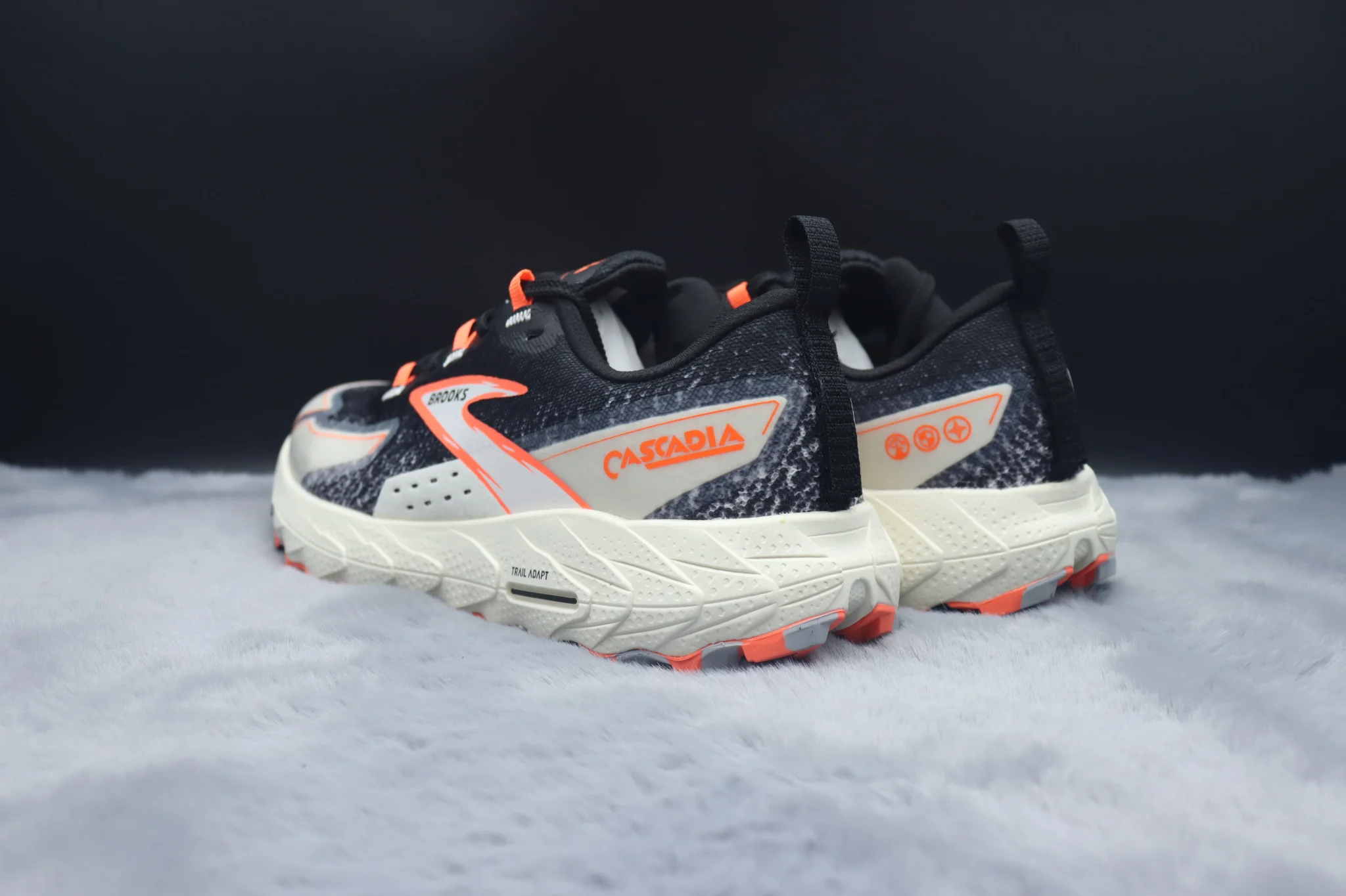 Brooks Cascadia 18 - Neon Ember - Image 4
