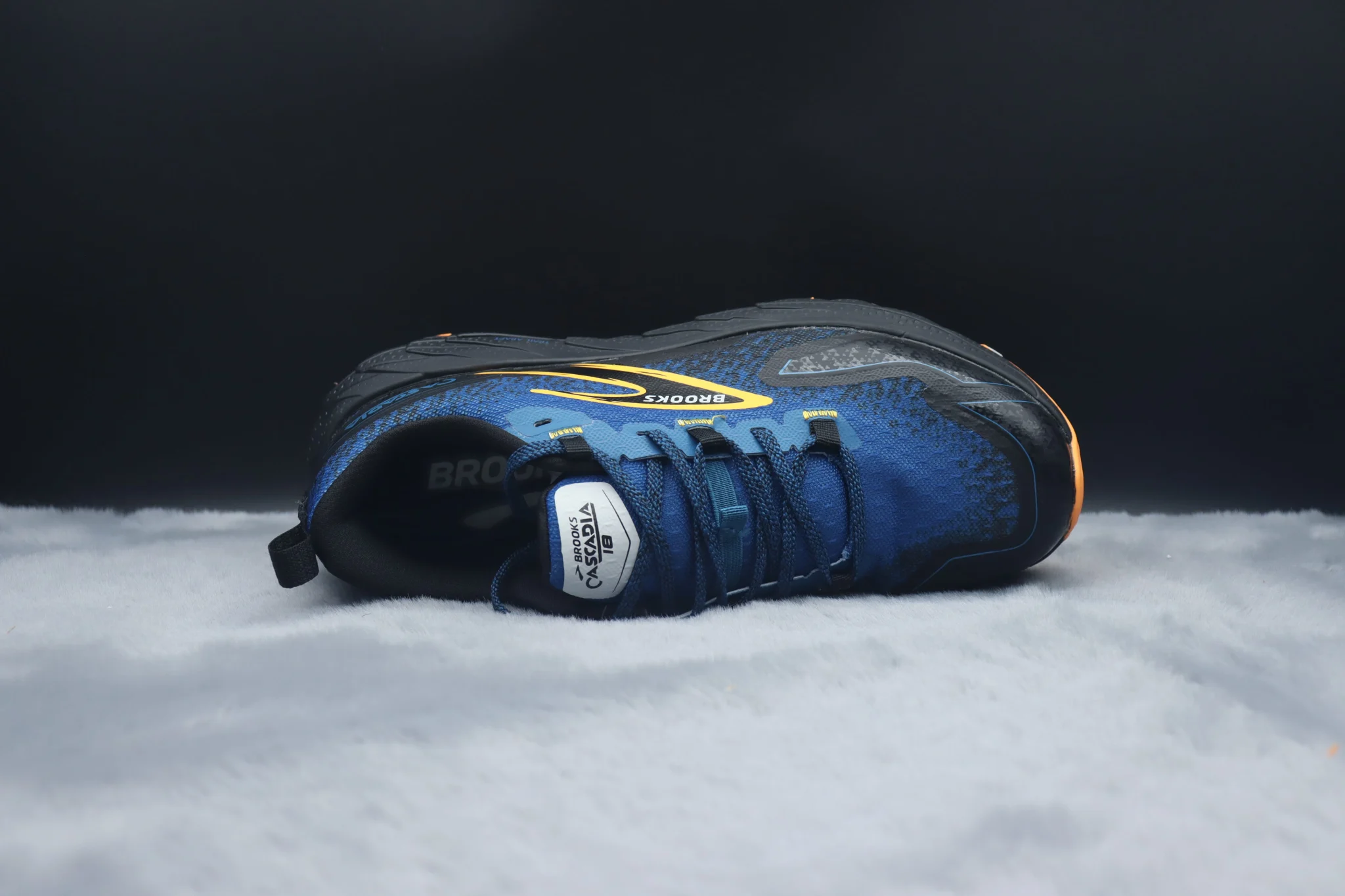 Brooks Cascadia 18 - Midnight Blue - Image 4