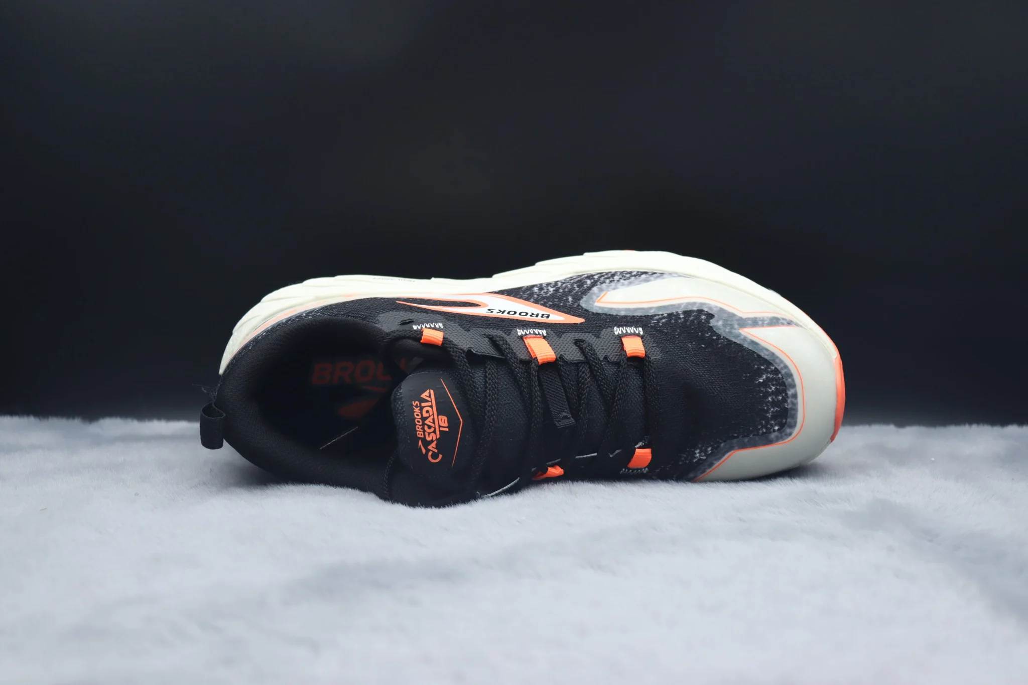 Brooks Cascadia 18 - Neon Ember - Image 2
