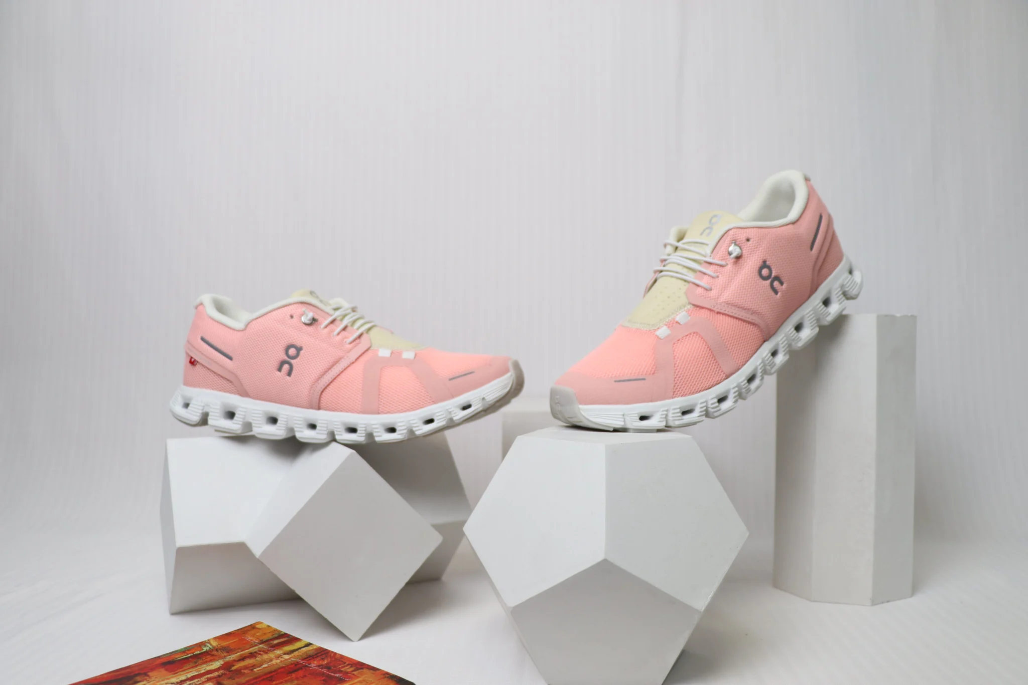 On Cloud 5 - Pink - Image 2