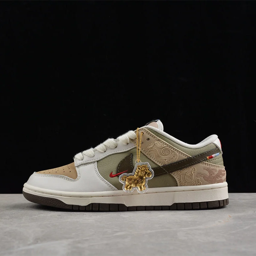 Nike Dunk Low SE