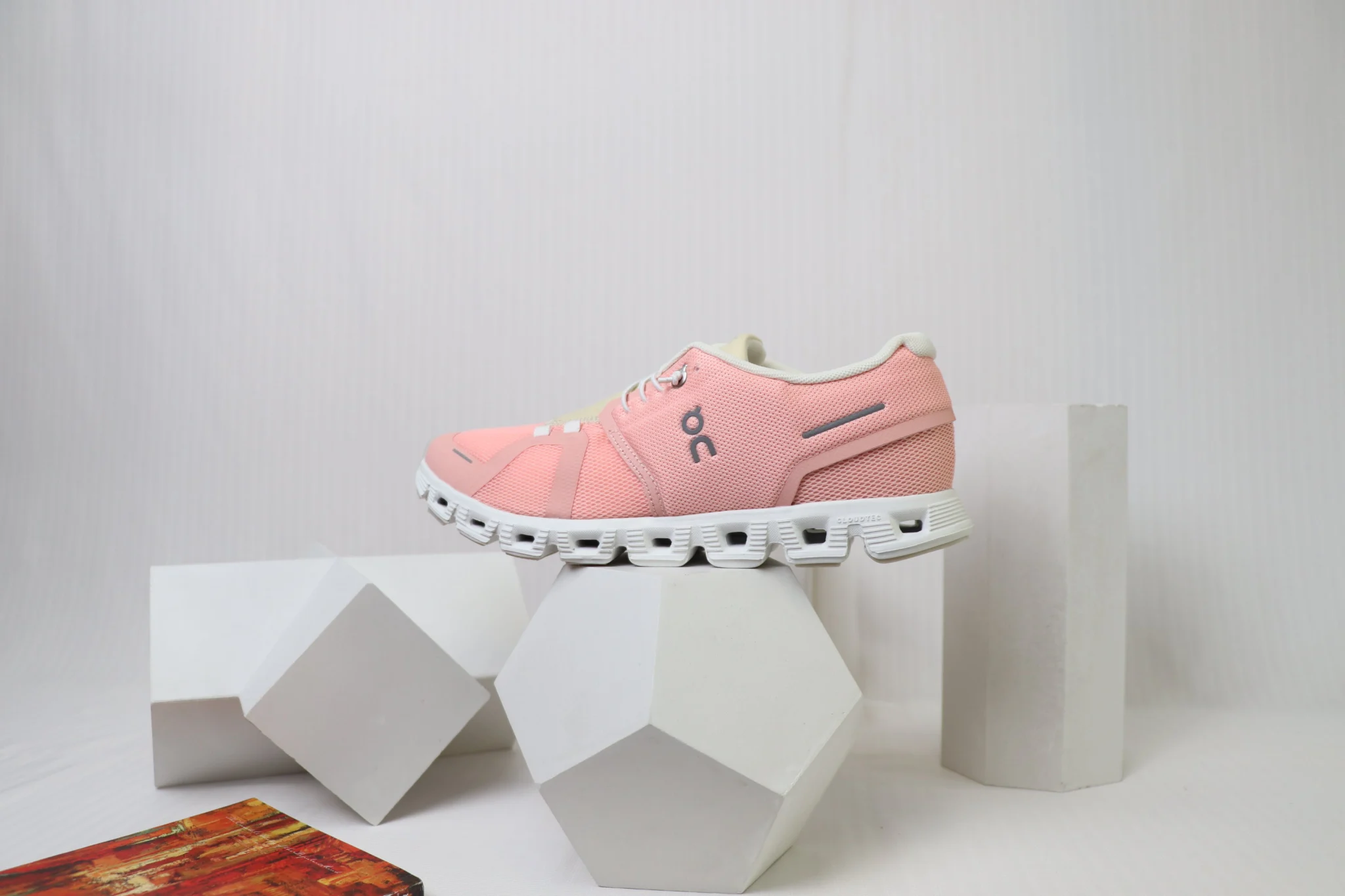 On Cloud 5 - Pink - Image 5
