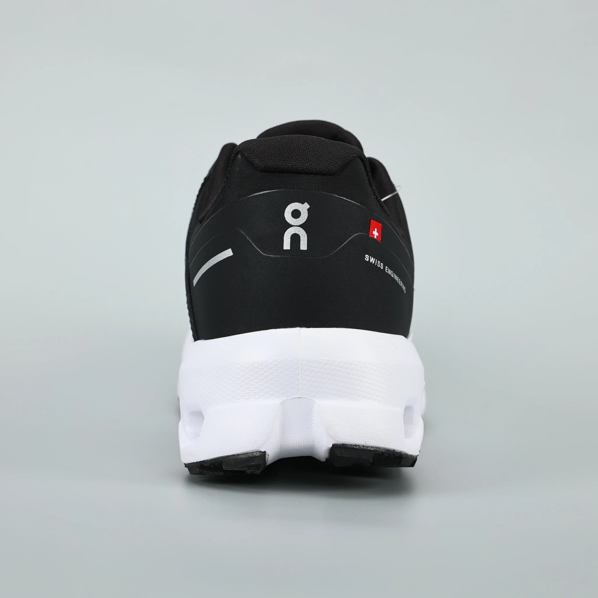 On Cloudvista - Waterproof Black/White - Image 5