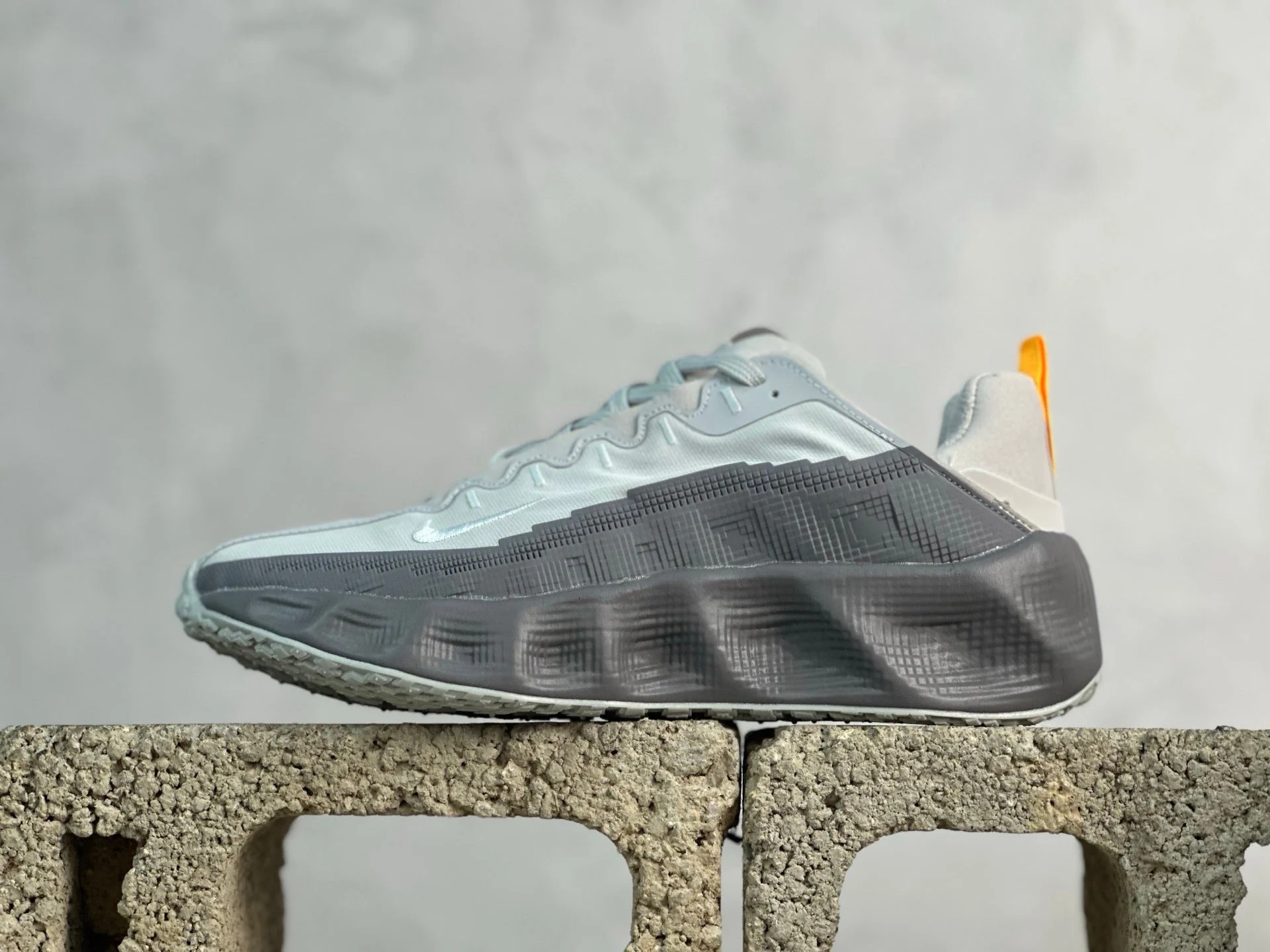 Nike ZoomX Wave - Steel Grey