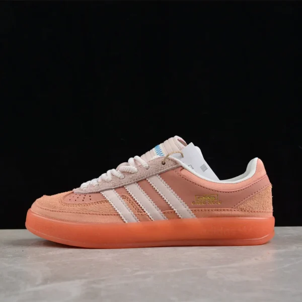 Adidas Gazelle Indoor - Peach/White