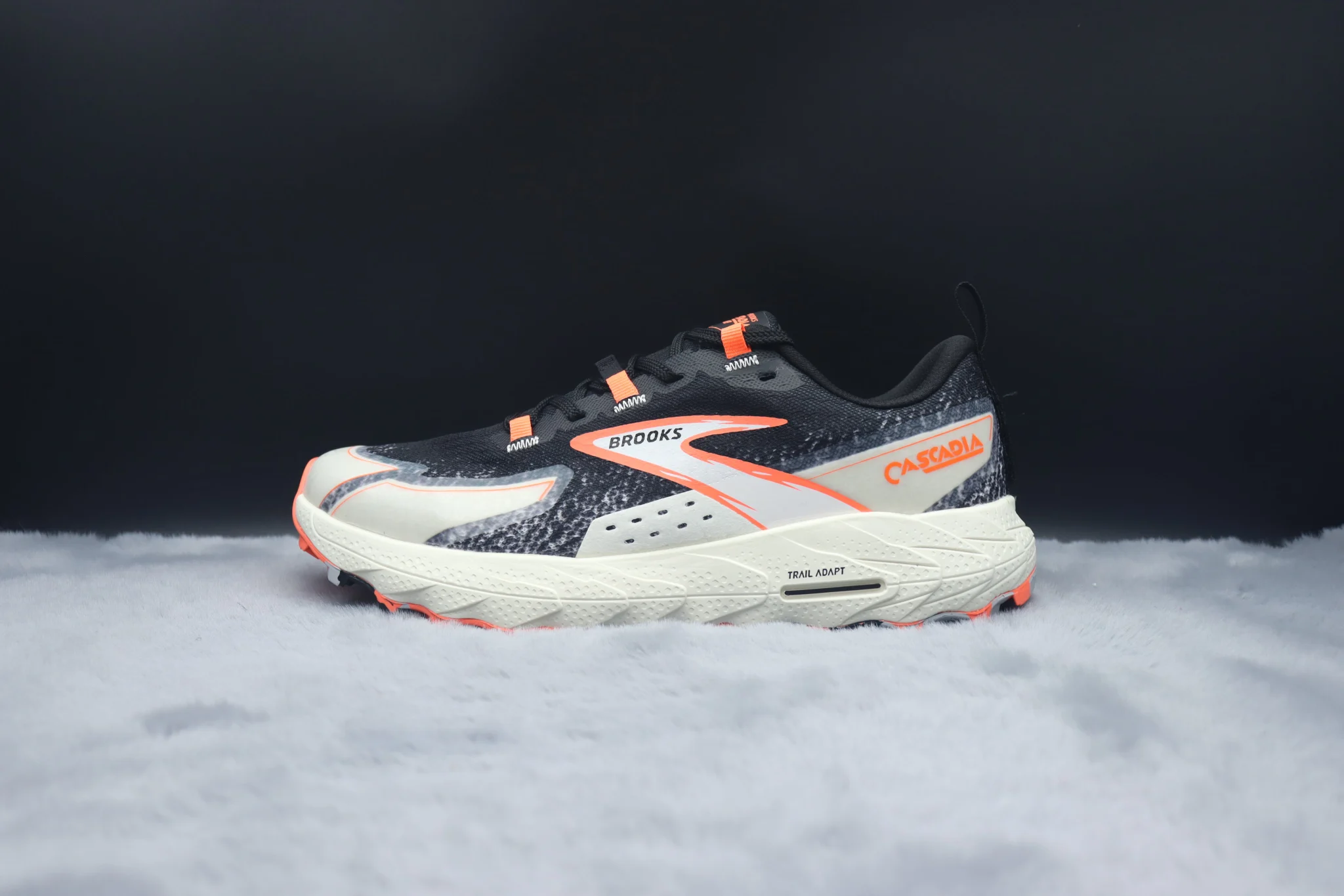 Brooks Cascadia 18 - Neon Ember