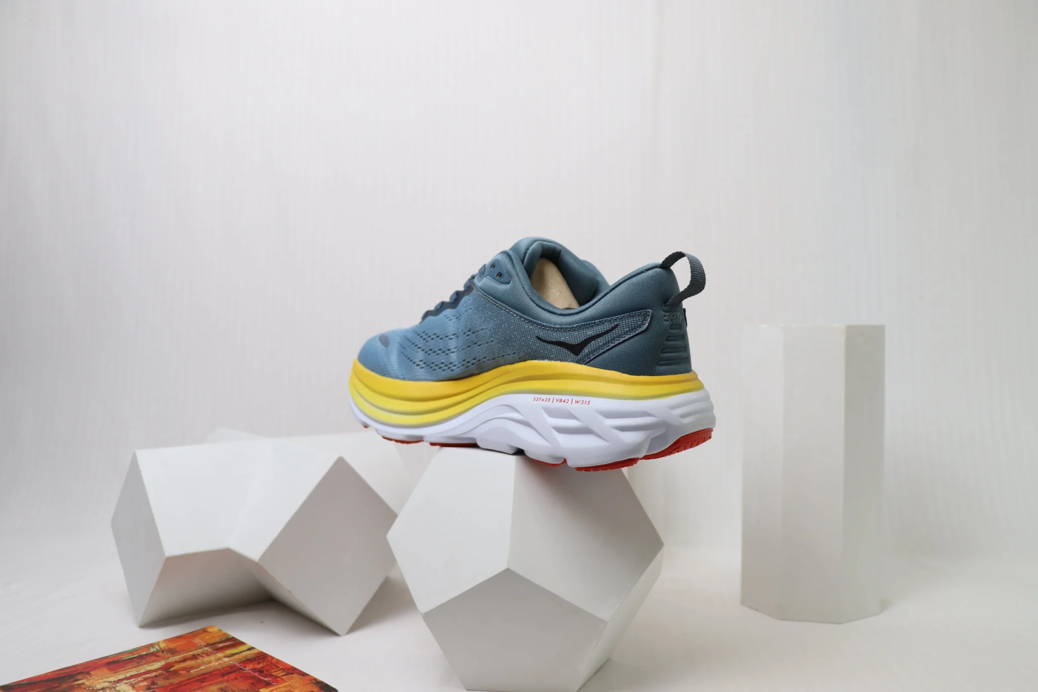 Hoka Bondi 8 - Storm Beam - Image 5