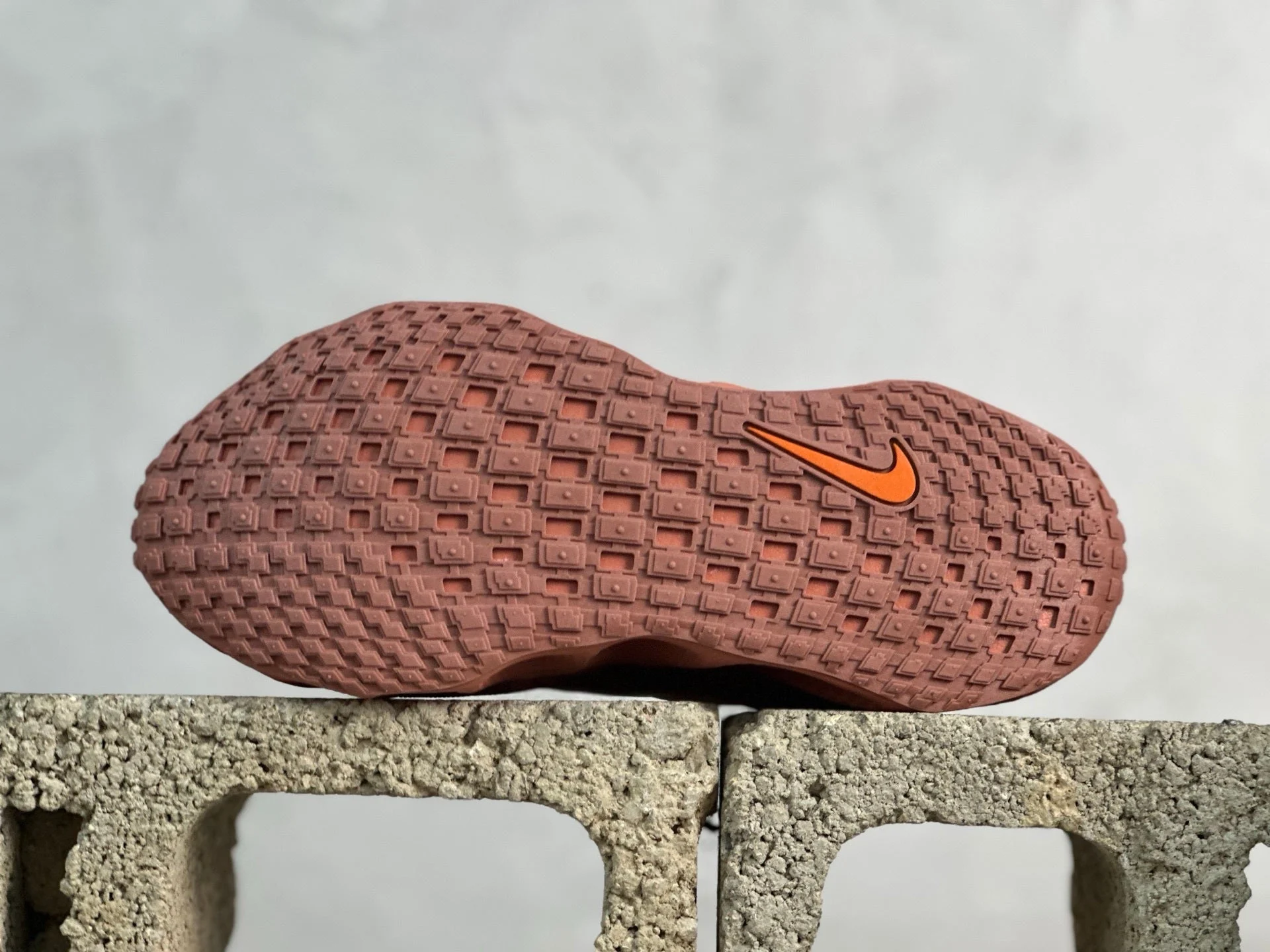 Nike ZoomX Wave - Cream Crimson - Image 3