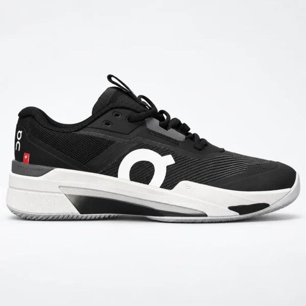 On Court Sneakers - Black/White