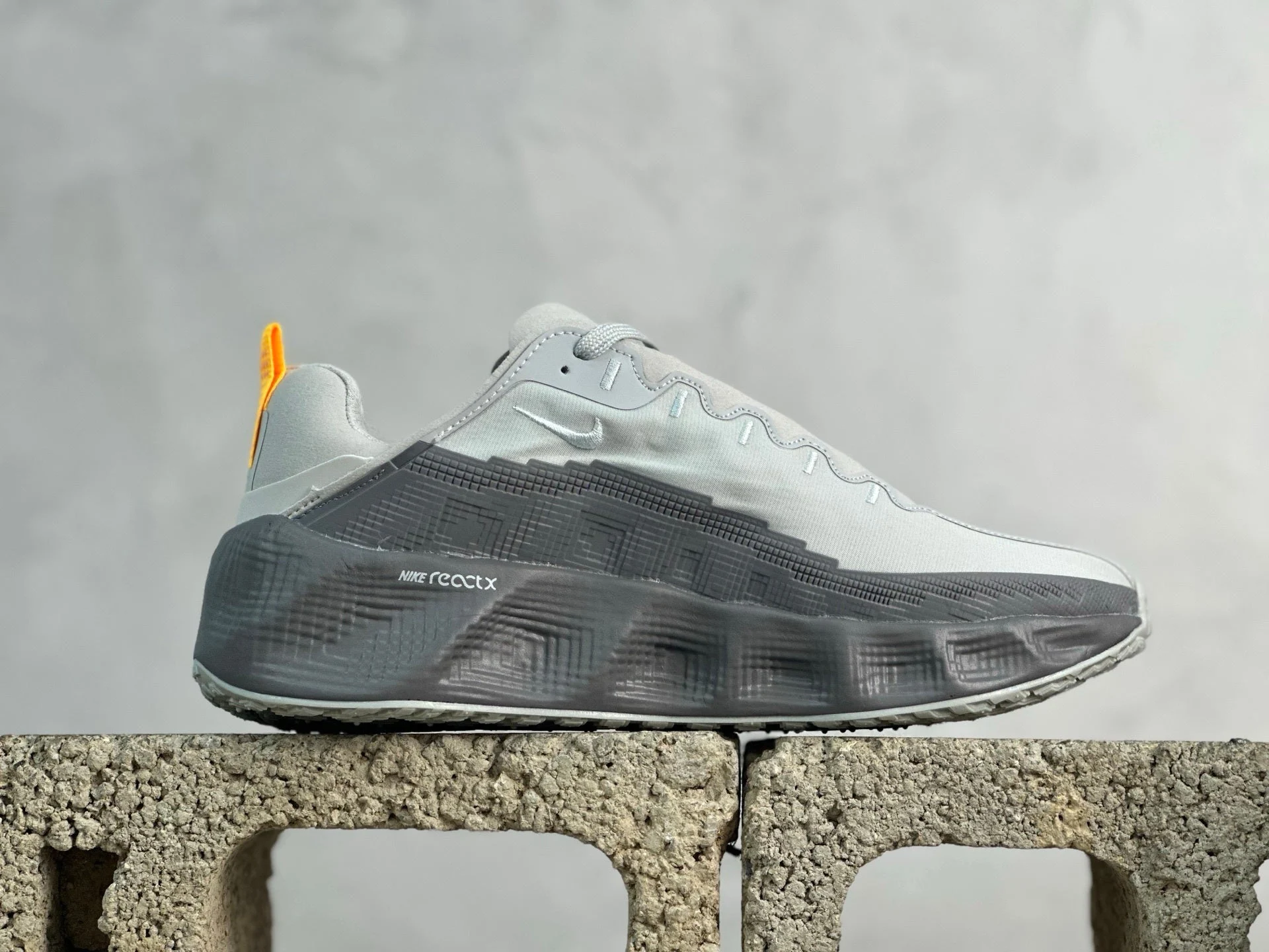 Nike ZoomX Wave - Steel Grey - Image 2
