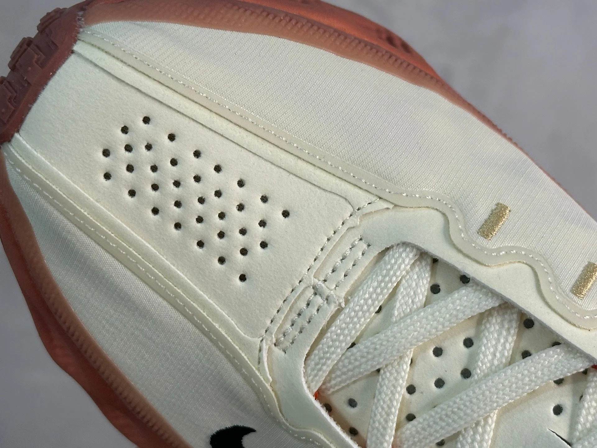 Nike ZoomX Wave - Cream Crimson - Image 6