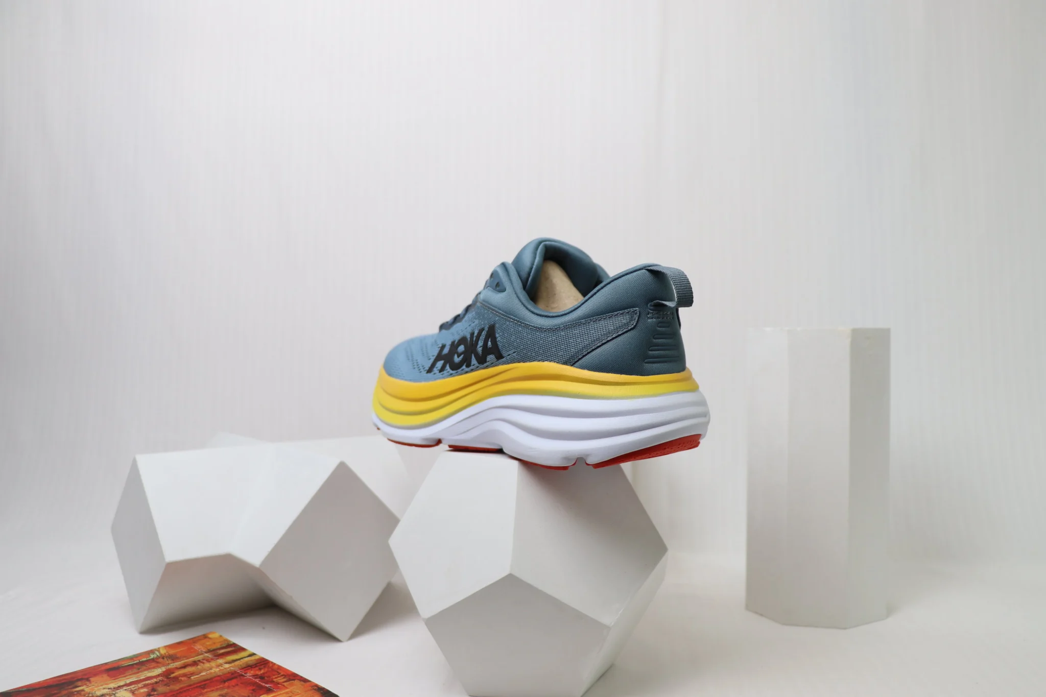 Hoka Bondi 8 - Storm Beam - Image 4