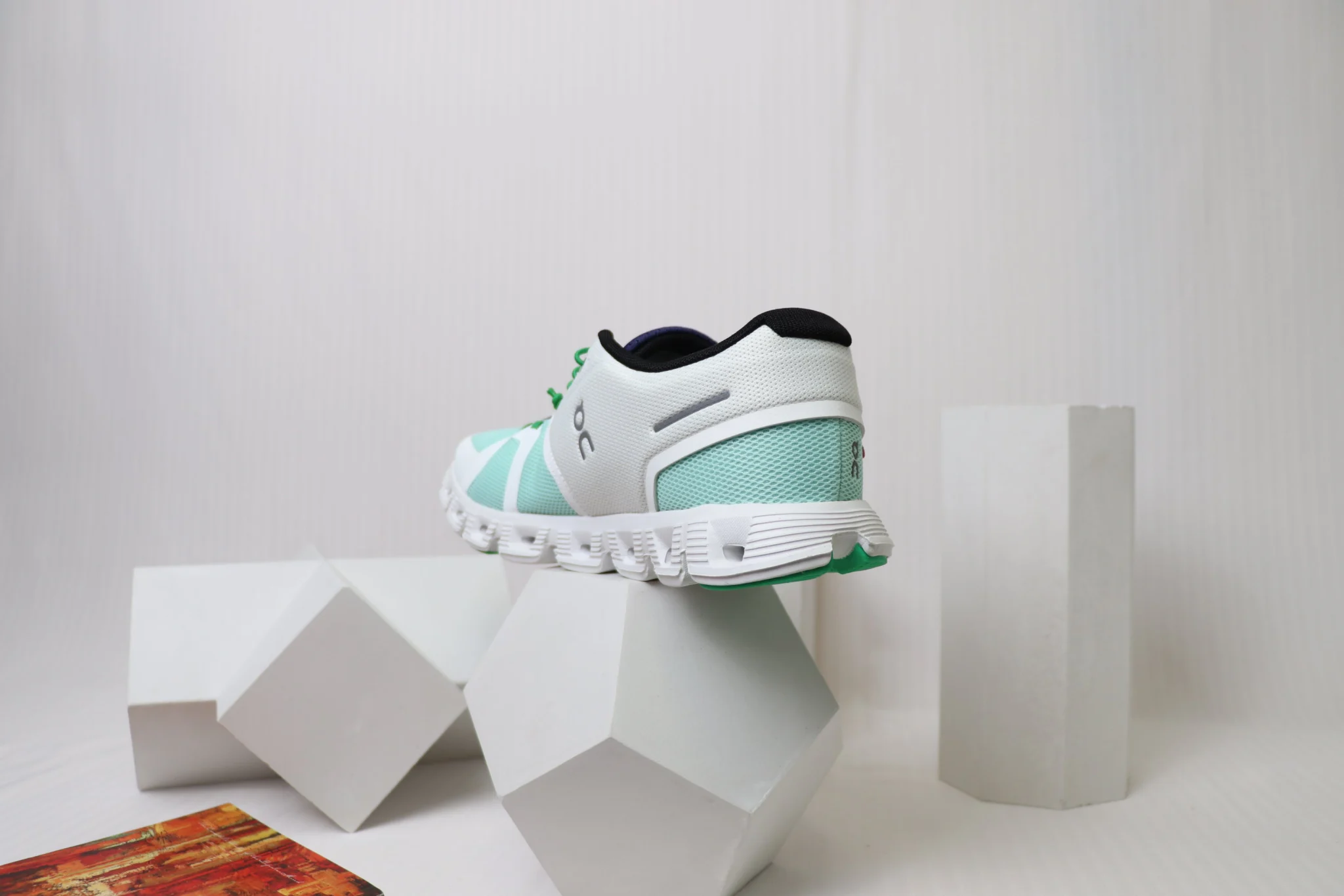 On Cloud 5 - Green - Image 5