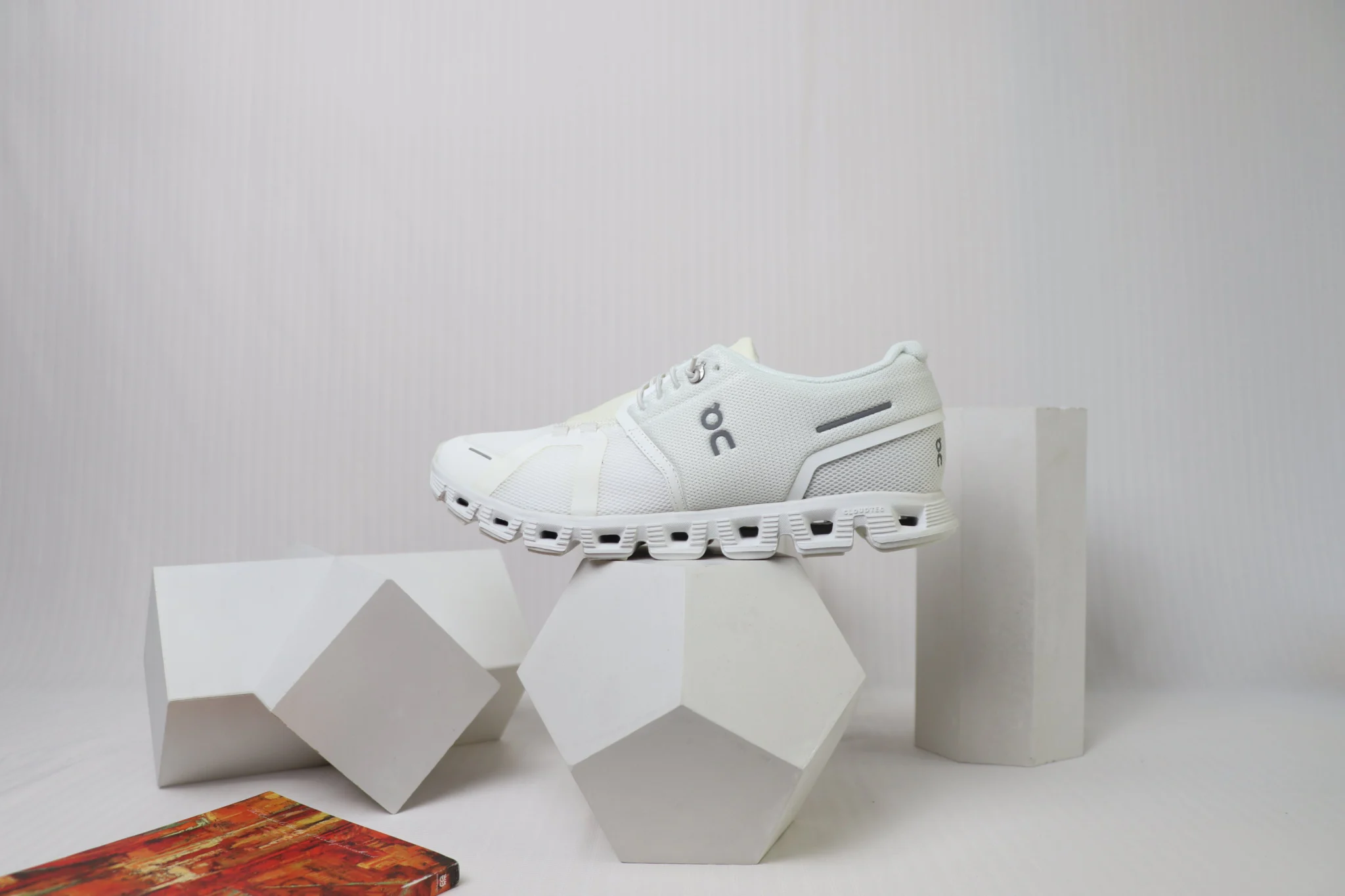 On Cloud 5 - White - Image 5