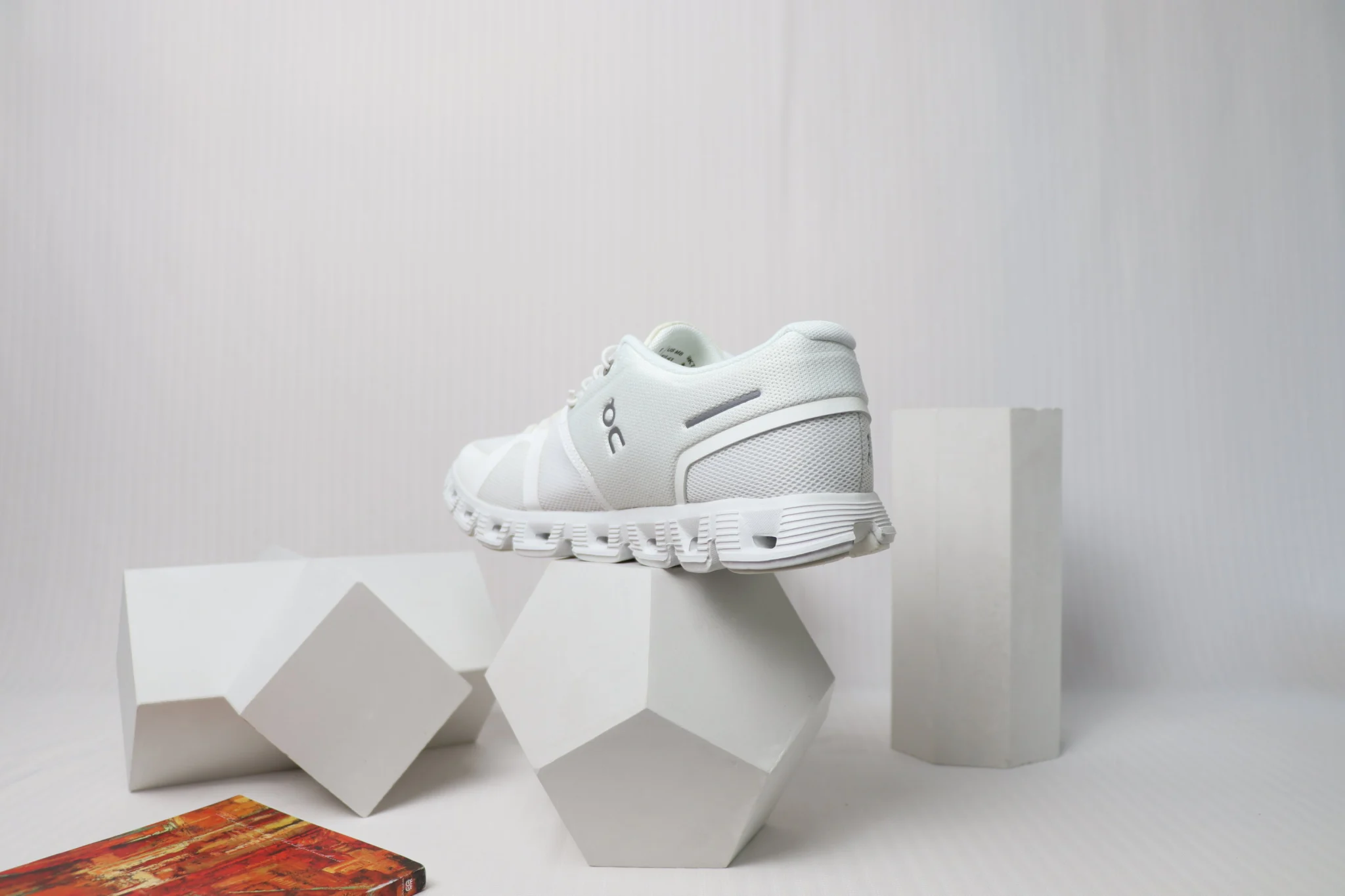 On Cloud 5 - White - Image 6